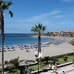 Heated Poolside Paradise Cristianos Apartamento Los Cristianos (Tenerife)